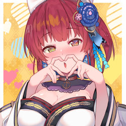 This is a pixiv picture whose title is ハートを作るマリン船長.