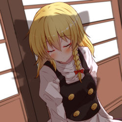 This is a pixiv picture whose title is 魔理沙ちゃんに安心して眠れる場所などない.