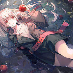 This is a pixiv picture whose title is リンゴの海.