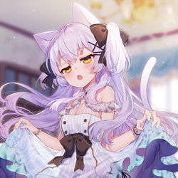 This is a pixiv picture whose title is 「...見たいんですか？」.