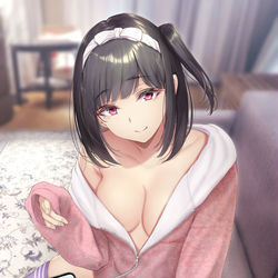 This is a pixiv picture whose title is 兄の趣味が気になりすぎ、スマホを見ると必ずそばに来て、のぞき込～.