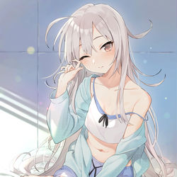 This is a pixiv picture whose title is 起きたら可愛い白髪ちゃんがいる生活したい.