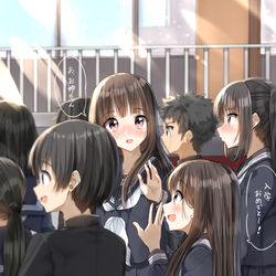 This is a pixiv picture whose title is 緊張の入学式で、新入生入場のときに姉を見つけて安心する子.