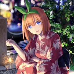 This is a pixiv picture whose title is 四葉ちゃんと線香花火.