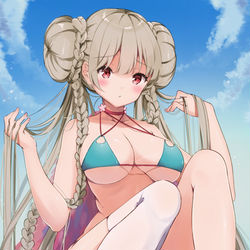 This is a pixiv picture whose title is ロイヤルレディは水着姿でも優雅に振る舞う.