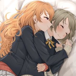 This is a pixiv picture whose title is 究極抱き枕.