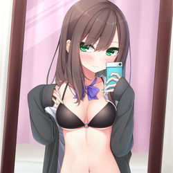 This is a pixiv picture whose title is 暑くなってきたので自撮り半脱ぎ水着ＪＫ.