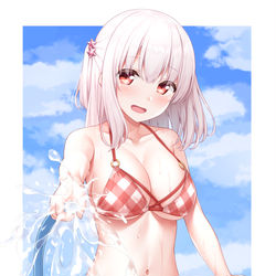 This is a pixiv picture whose title is 水浴びティッシュちゃん.