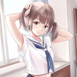 This is a pixiv picture whose title is 「どうかな、似合っている？」.