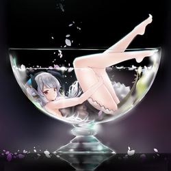 This is a pixiv picture whose title is 夜光杯.