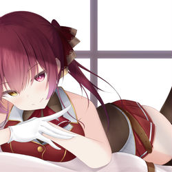 This is a pixiv picture whose title is 船長とドキドキ添い寝シチュ.