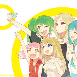This is a pixiv picture whose title is 仲良し姉妹と化したモンスト五大天使.