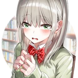 This is a pixiv picture whose title is 声が小さすぎる先輩.