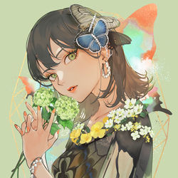 This is a pixiv picture whose title is 🦋💐💚.