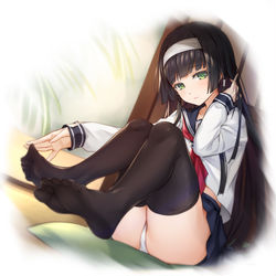 This is a pixiv picture whose title is 水手服莲华.