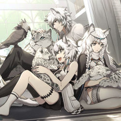 This is a pixiv picture whose title is 銀灰家の休日.