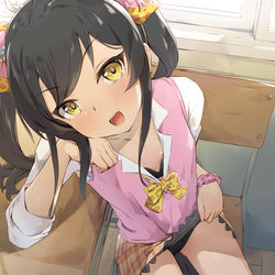 This is a pixiv picture whose title is ほらぁ、アンタの人生最初で最後のパンツだよ.