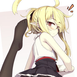 This is a pixiv picture whose title is ん……？なんだ.