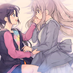 This is a pixiv picture whose title is 結華と霧子.