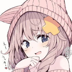 This is a pixiv picture whose title is からかってくるタイプの先輩ちゃん.