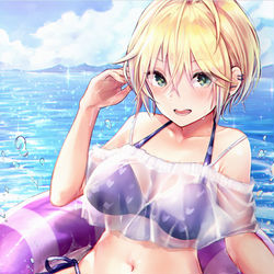 This is a pixiv picture whose title is 後輩JKちゃんと海.