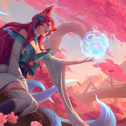 This is a pixiv picture whose title is Spirit Blossom Ahri.