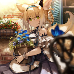 This is a pixiv picture whose title is 铃兰.