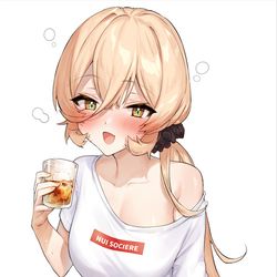 This is a pixiv picture whose title is 🎃🥃💕.