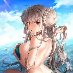 This is a pixiv picture whose title is 「…暑いですわ…」.