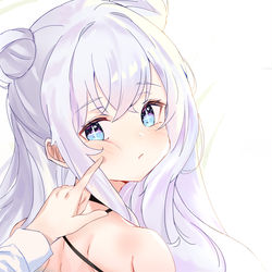 This is a pixiv picture whose title is ぶよぶよ頬を押してみる.