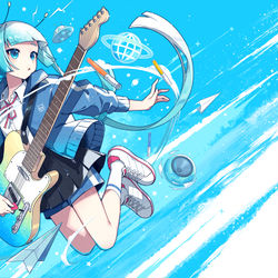 This is a pixiv picture whose title is 水色侵略.
