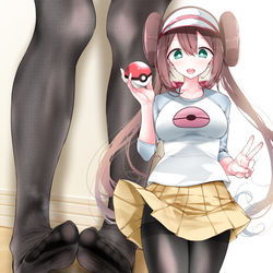 This is a pixiv picture whose title is 涼しい顔をしてるけど足がすごく蒸れているメイちゃん.