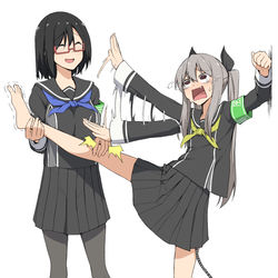 This is a pixiv picture whose title is 風紀委員長のI字バランス.