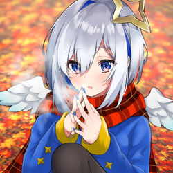 This is a pixiv picture whose title is 『最近寒いですね・・・(チラッ)』.
