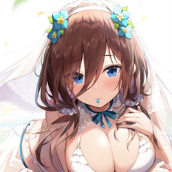 This is a pixiv picture whose title is 中野 三玖.