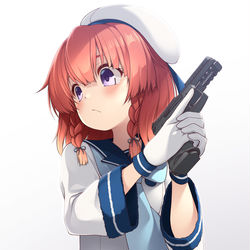 This is a pixiv picture whose title is 択捉ちゃんにはちょっと大きい.
