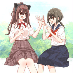 This is a pixiv picture whose title is 仲良し.