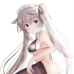 This is a pixiv picture whose title is 脱ぎ猫耳メイド.