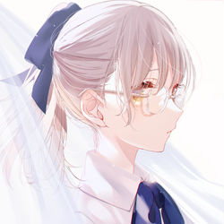 This is a pixiv picture whose title is 横顔.