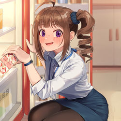 This is a pixiv picture whose title is 奈緒社員.
