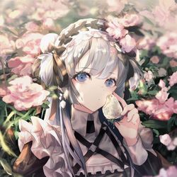 This is a pixiv picture whose title is sweet white berry.