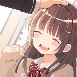 This is a pixiv picture whose title is 好きな人に頭を撫でられて嬉しい女の子.