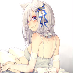 This is a pixiv picture whose title is 「似合うといいのですが…」.