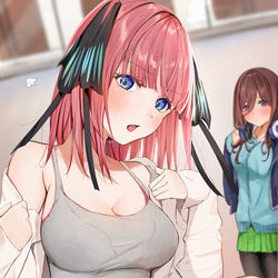 This is a pixiv picture whose title is 二乃の朝は忙しい.