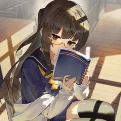 This is a pixiv picture whose title is 眼鏡ちゃんは恥ずかしい.