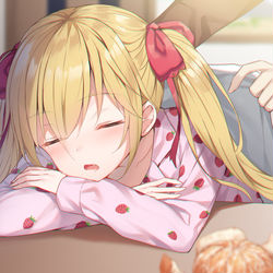 This is a pixiv picture whose title is 寝顔.