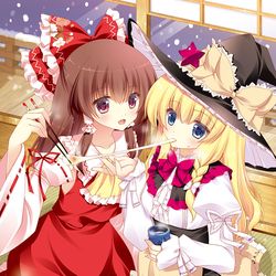 This is a pixiv picture whose title is 霊夢と魔理沙のお正月.