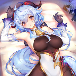 This is a pixiv picture whose title is 寝起きで少し無防備な甘雨ちゃん.