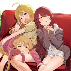 This is a pixiv picture whose title is お昼寝.