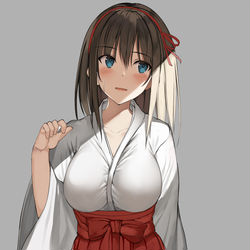 This is a pixiv picture whose title is オーバーサイズ巫女.